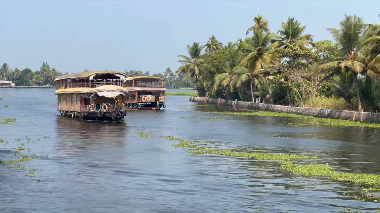 Kerala backwaters houseboat
