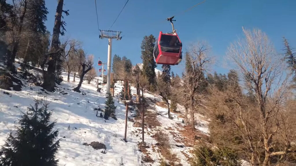Solang Valley Ropeway Ride to Mount Phatru
