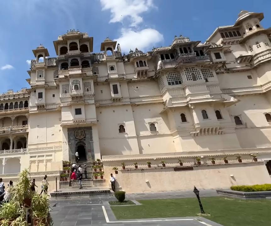 City Palace Udaipur , Visit Udaipur in Monsoon